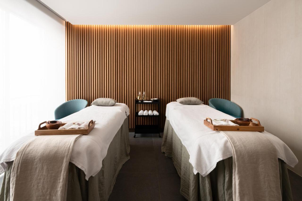 Eurostars Aliados Hotel ปอร์โต ภายนอก รูปภาพ Spa at The Standard, East Village