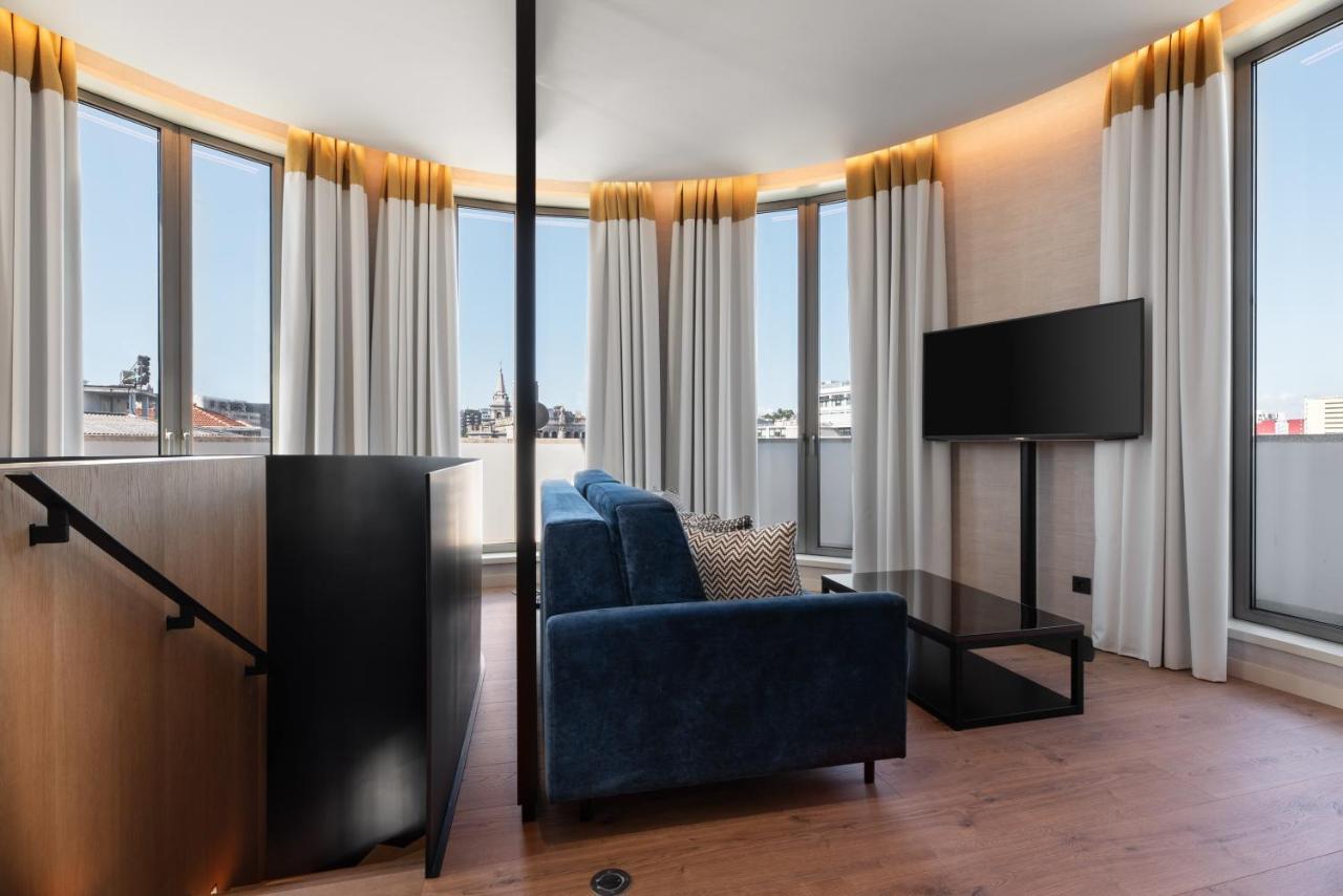Eurostars Aliados Hotel ปอร์โต ภายนอก รูปภาพ Suite at the Hotel