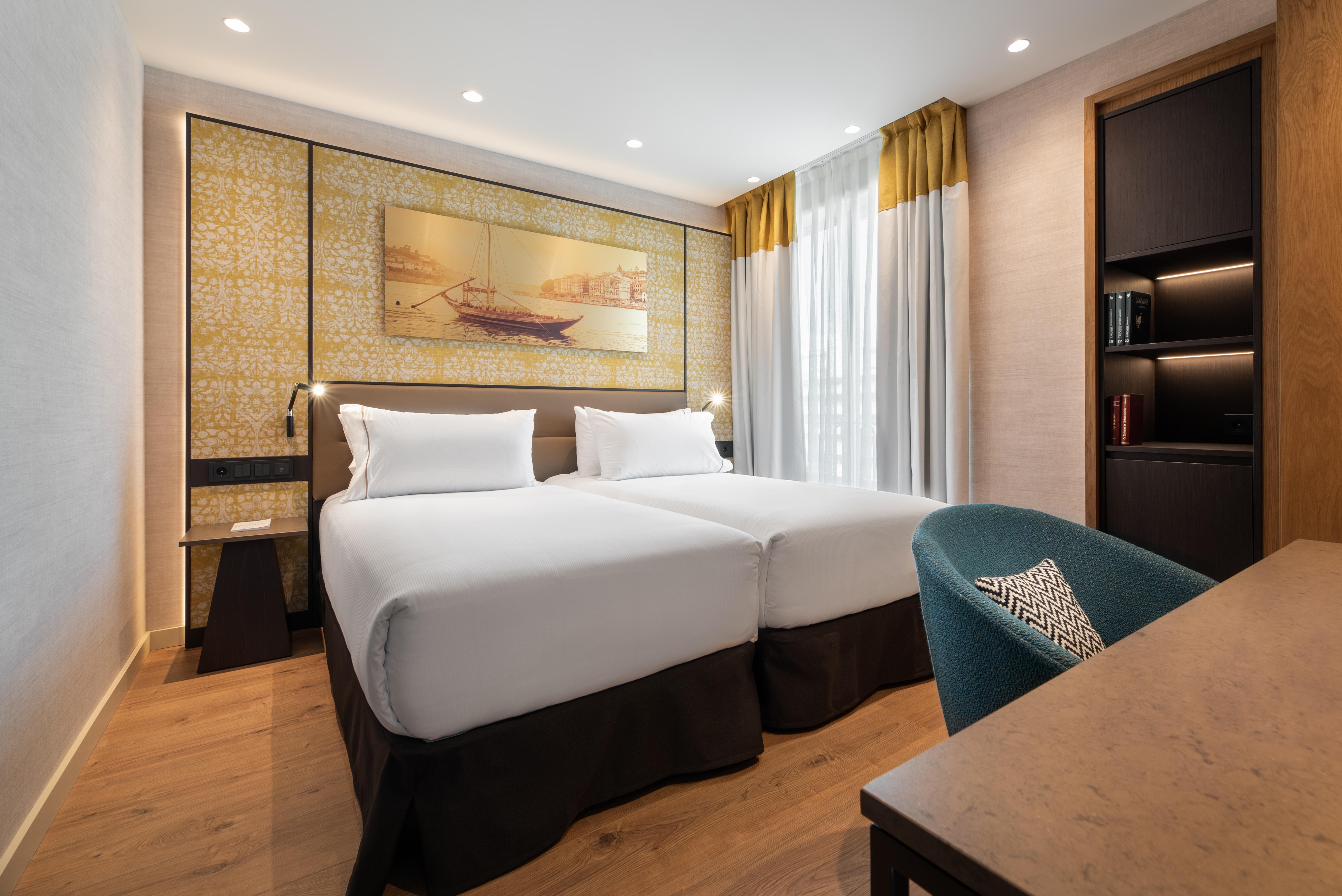 Eurostars Aliados Hotel ปอร์โต ภายนอก รูปภาพ Deluxe room